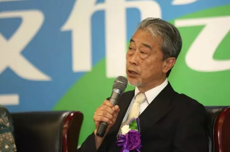角膜塑形術