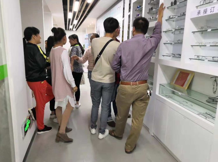 深圳視普泰第四屆驗光師定配工培訓班順利畢業！！！