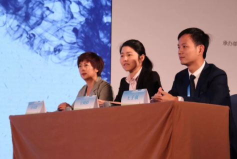 2018全國近視眼防控高峰論壇辯論賽實錄：近視防控以家庭還是學校為主導？