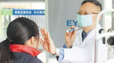 又到寒暑假配眼鏡高峰期，當心孩子“近視眼性格”