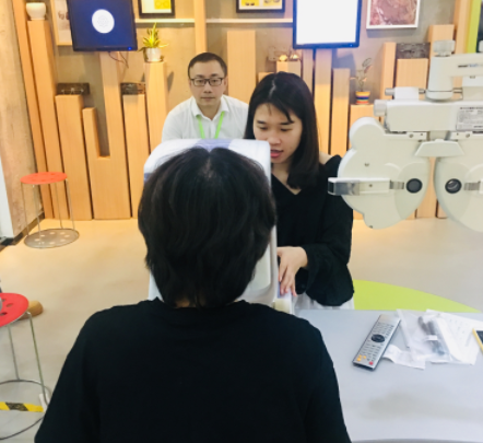 深圳視普泰第六屆驗光定配培訓班順利畢業