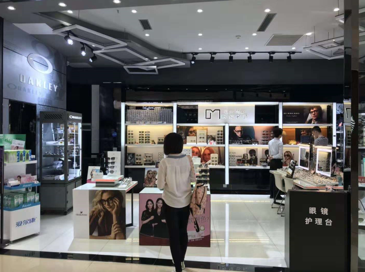 開眼鏡店容易產生“大單”的時間點，眼鏡店利潤支柱所在