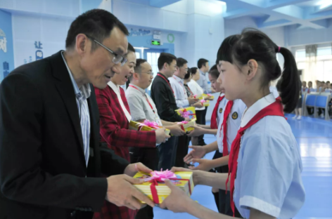 科學防控兒童青少年近視，我們共同努力：四川省預防近視公益廣告片上線